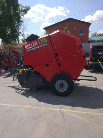 Пресс-подборщик рулонный Roller 1200