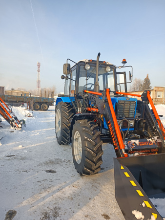 Погрузчик фронтальный FRONTLIFT / ФРОНТЛИФТ г/п 1200 к тракторам Беларус