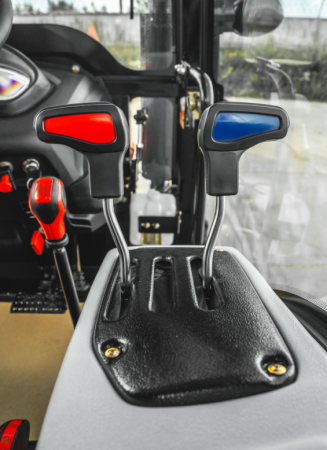 Трактор SCOUT SERIES TE BASIC Generation 3 (YTO YND485BT, 35 л.с.)