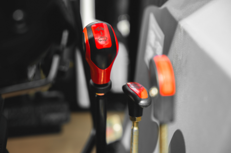 Трактор SCOUT SERIES TE PREMIUM Generation 3 (LAIDONG KM495BT, 50 л.с.)