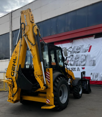 Экскаватор-погрузчик GEHL GBL-X-920
