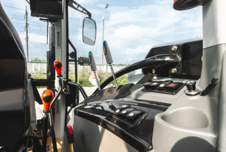 Трактор SCOUT SERIES TB PREMIUM Generation 3 (YTO YD4105ZT S3, 90 л.с.)
