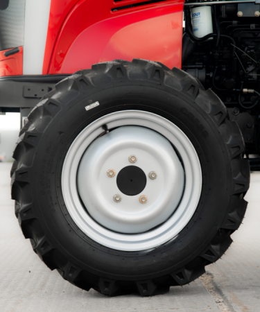 Трактор SCOUT SERIES TE BASIC Generation 3 (YTO YND485BT, 35 л.с.)
