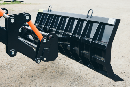 Отвал бульдозерный с гидроповоротом ОБ2-22 для погрузчика FRONTLIFT