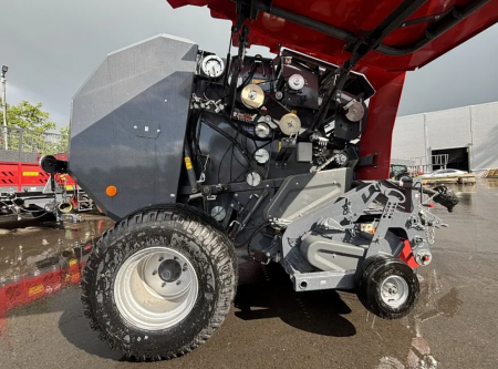 Пресс-подборщик Z-603 с ротором и ножами, вальцовая камера