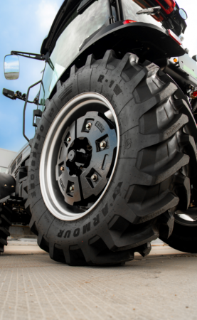 Трактор SCOUT SERIES TB PREMIUM Generation 3 (YTO YD4105ZT S3, 90 л.с.)